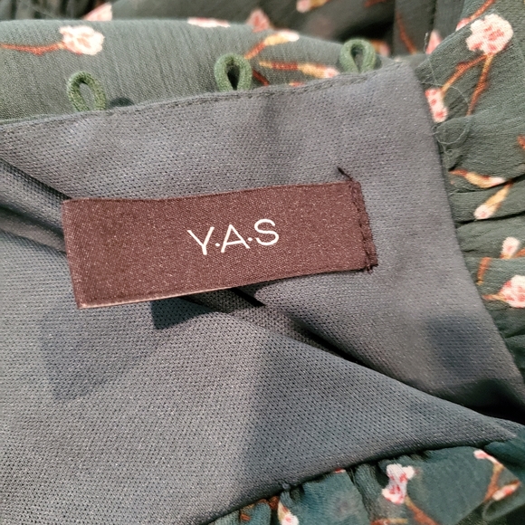 Green Floral YAS Dress - Picture 4 of 6